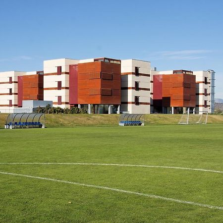 Hotelsefutbol 拉斯·罗萨斯·德·马德里 外观 照片